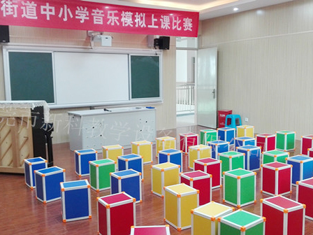 <a href='http://m.wlsfjx.cn/chanpin/58-1.html' target='1' style='font-size:18px; font-weight:bold; color:#000000;'>音樂功能室</a>
