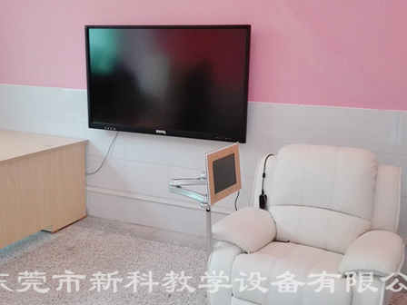 <a href='http://m.wlsfjx.cn' target='1' style='font-size:14px; font-weight:bold; color:#0080ff;'>心理咨詢室</a>布置