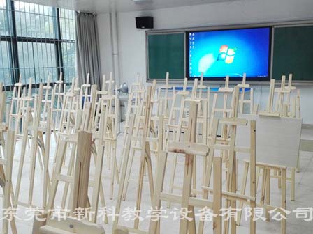 <a href='http://m.wlsfjx.cn/chanpin/56-1.html' target='1' style='font-size:18px; font-weight:bold; color:#000000;'>美術功能室</a>