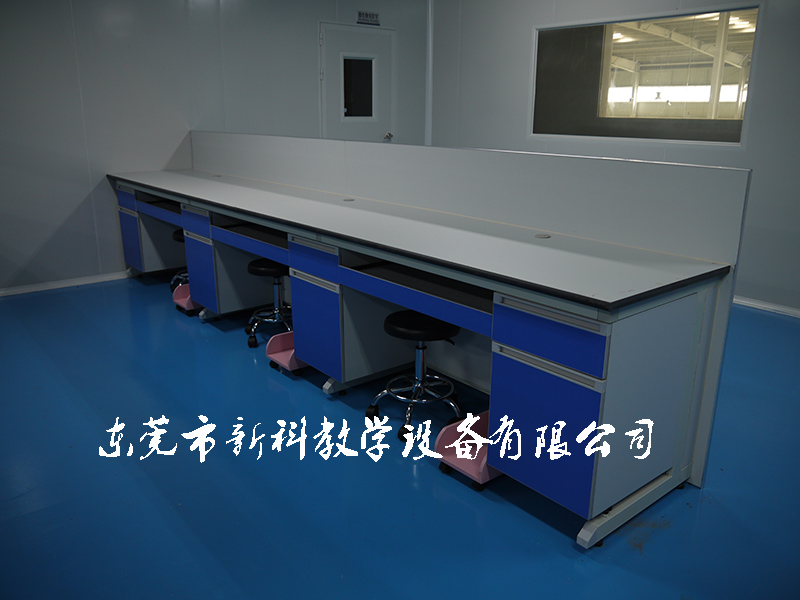 <a href='http://m.wlsfjx.cn/products/64-1.html' target='1' style='font-size:18px; font-weight:bold; color:#000000;'>實(shí)驗(yàn)室邊臺(tái)</a>案例